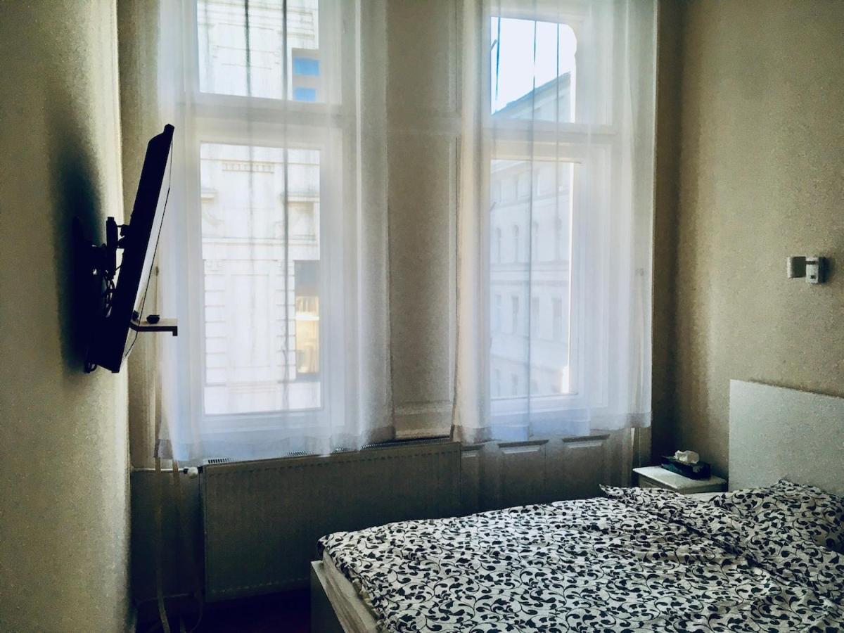 Unique And Stylish Downtown Apartment